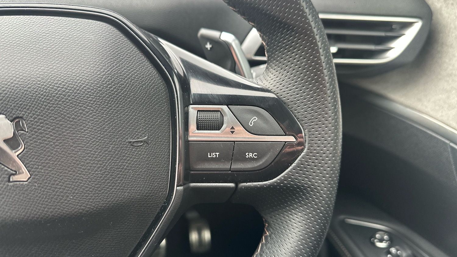 Used Peugeot 3008 2022 for sale - 77457203: Photo 24