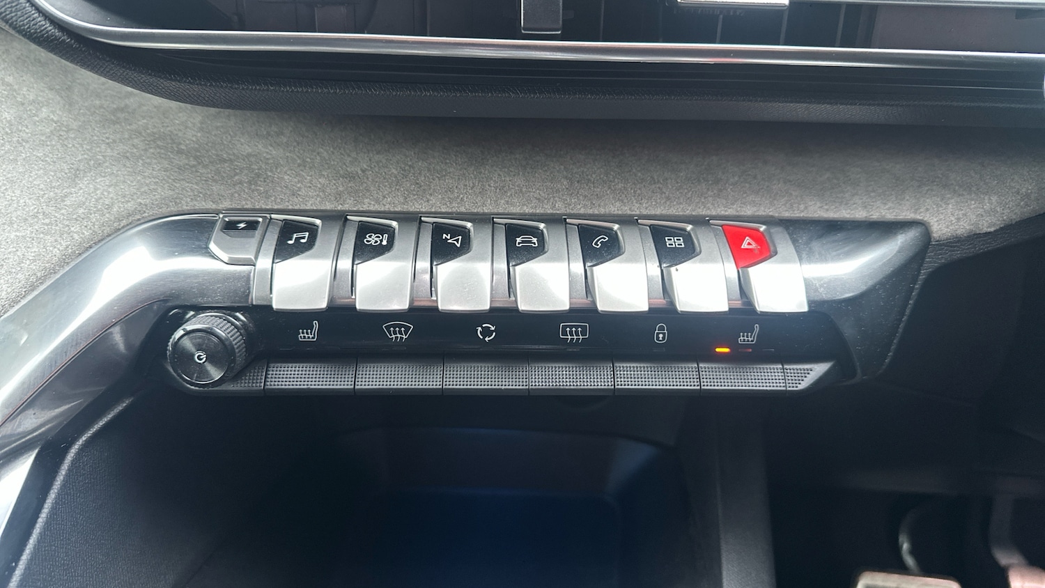 Used Peugeot 3008 2022 for sale - 77457203: Photo 49