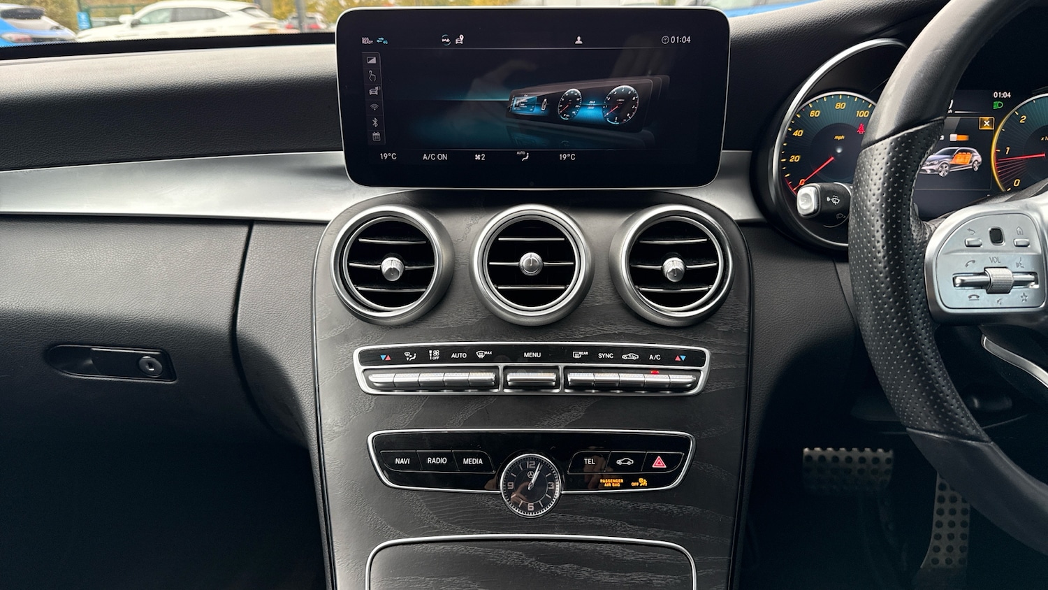 Used Mercedes-Benz C Class 2019 for sale - 76248391: Photo 10