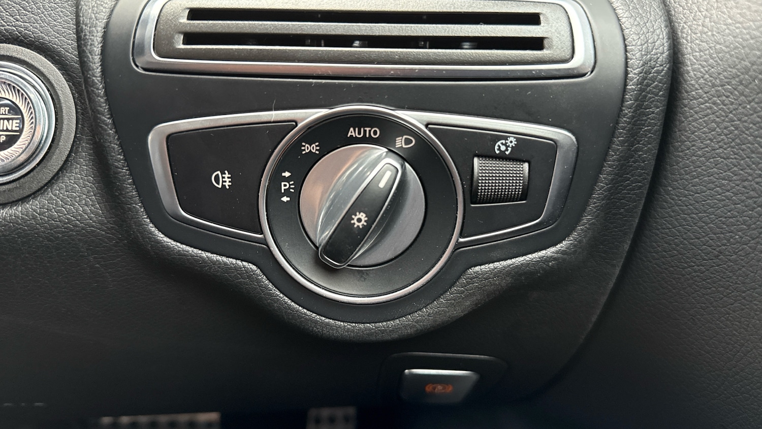 Used Mercedes-Benz C Class 2019 for sale - 76248391: Photo 33