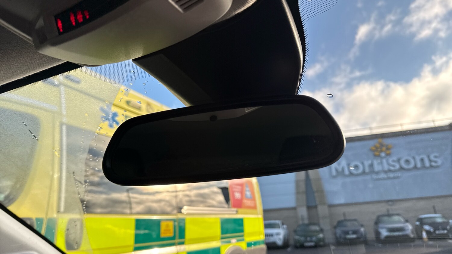 Used Peugeot 208 2023 for sale - 77018061: Photo 37