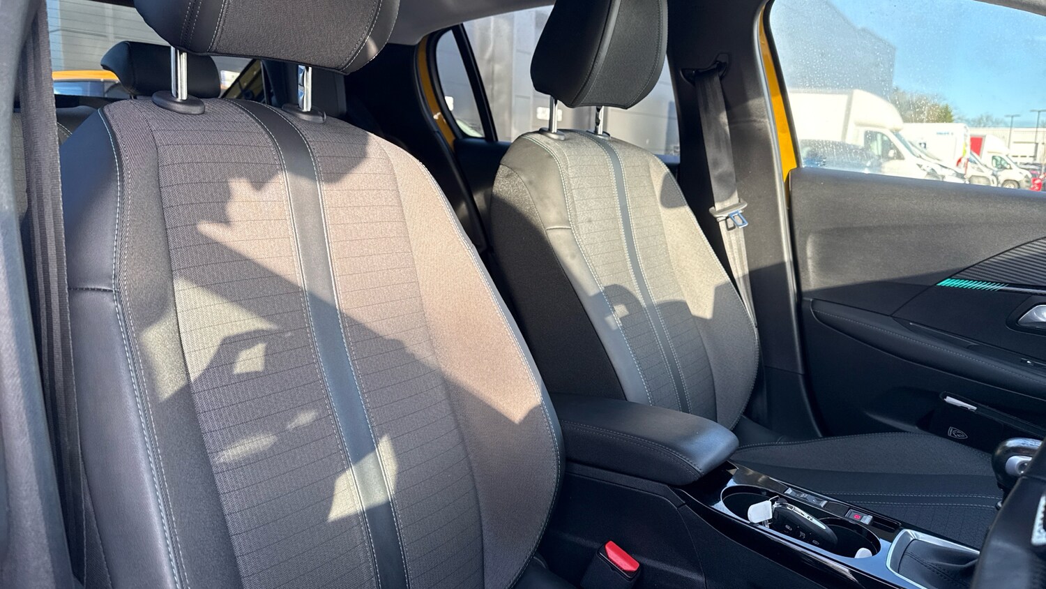 Used Peugeot 208 2023 for sale - 77018061: Photo 42