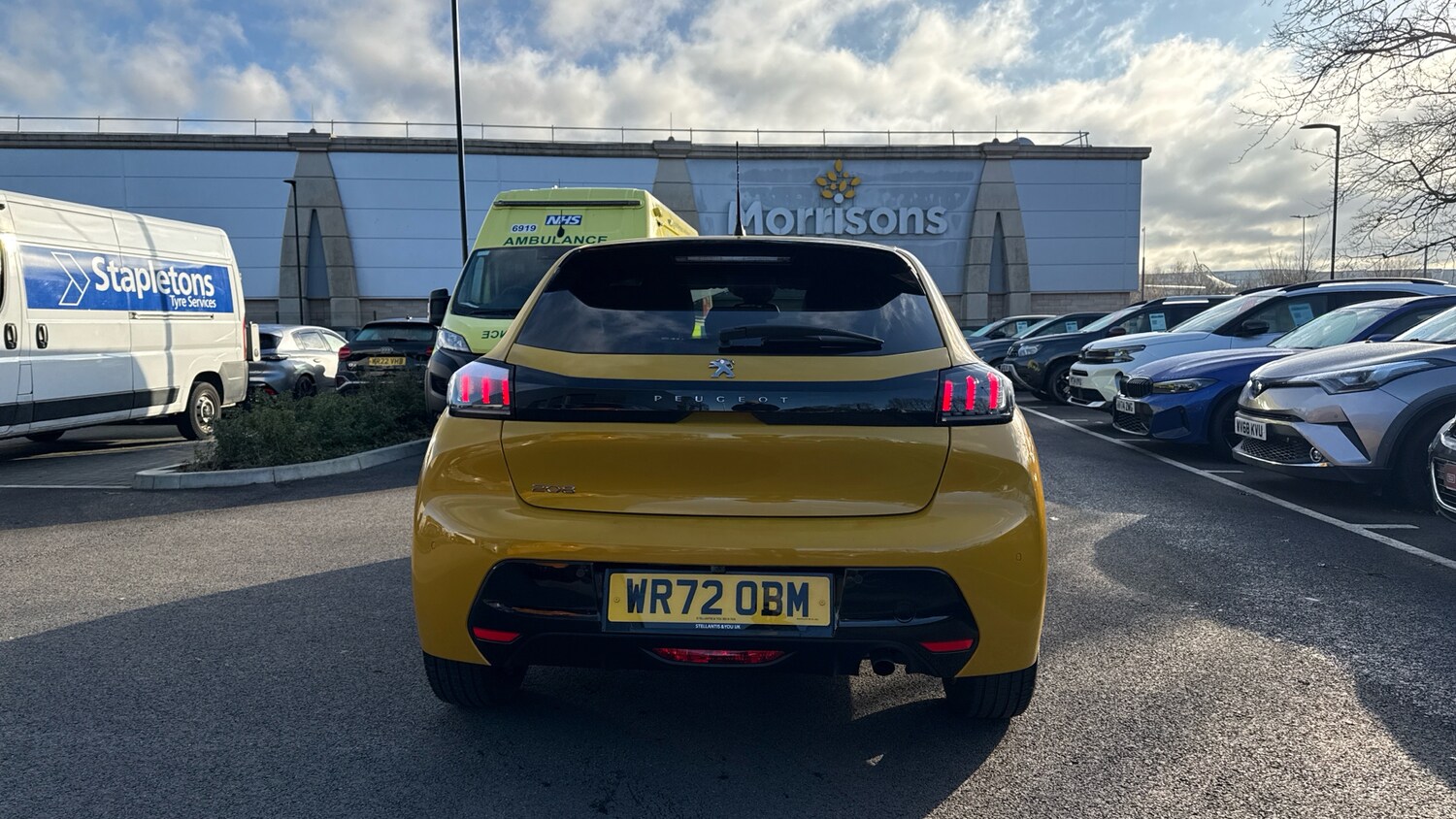 Used Peugeot 208 2023 for sale - 77018061: Photo 9