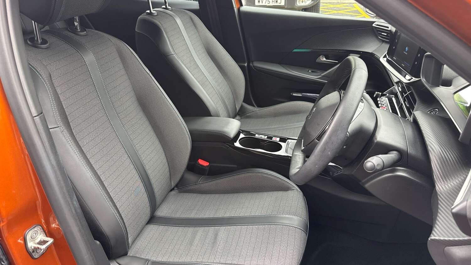 Used Peugeot 2008 2023 for sale - 76190361: Photo 12