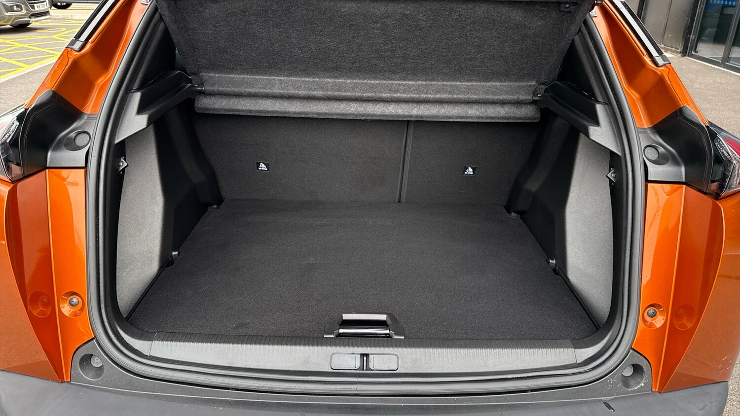 Used Peugeot 2008 2023 for sale - 76190361: Photo 19