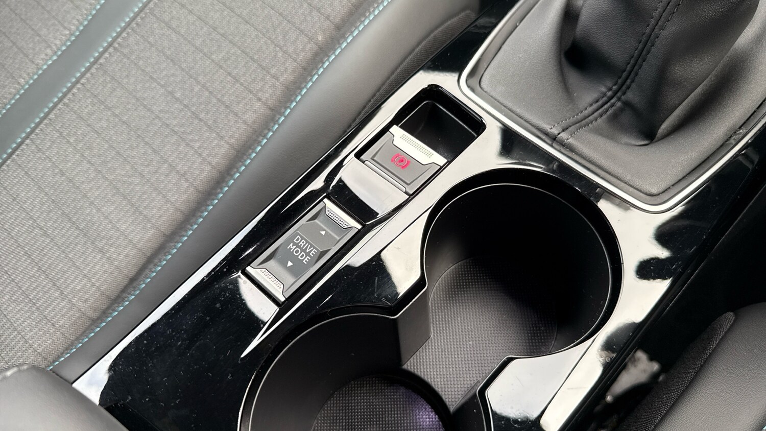 Used Peugeot 2008 2023 for sale - 76190361: Photo 21