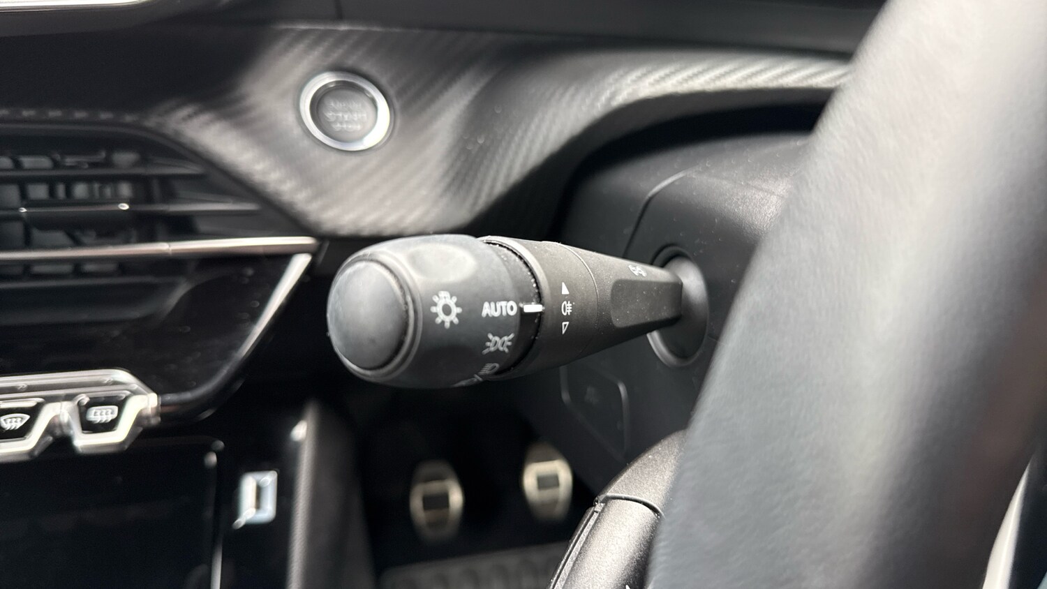 Used Peugeot 2008 2023 for sale - 76190361: Photo 27