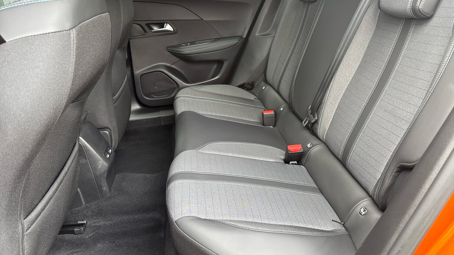 Used Peugeot 2008 2023 for sale - 76190361: Photo 33