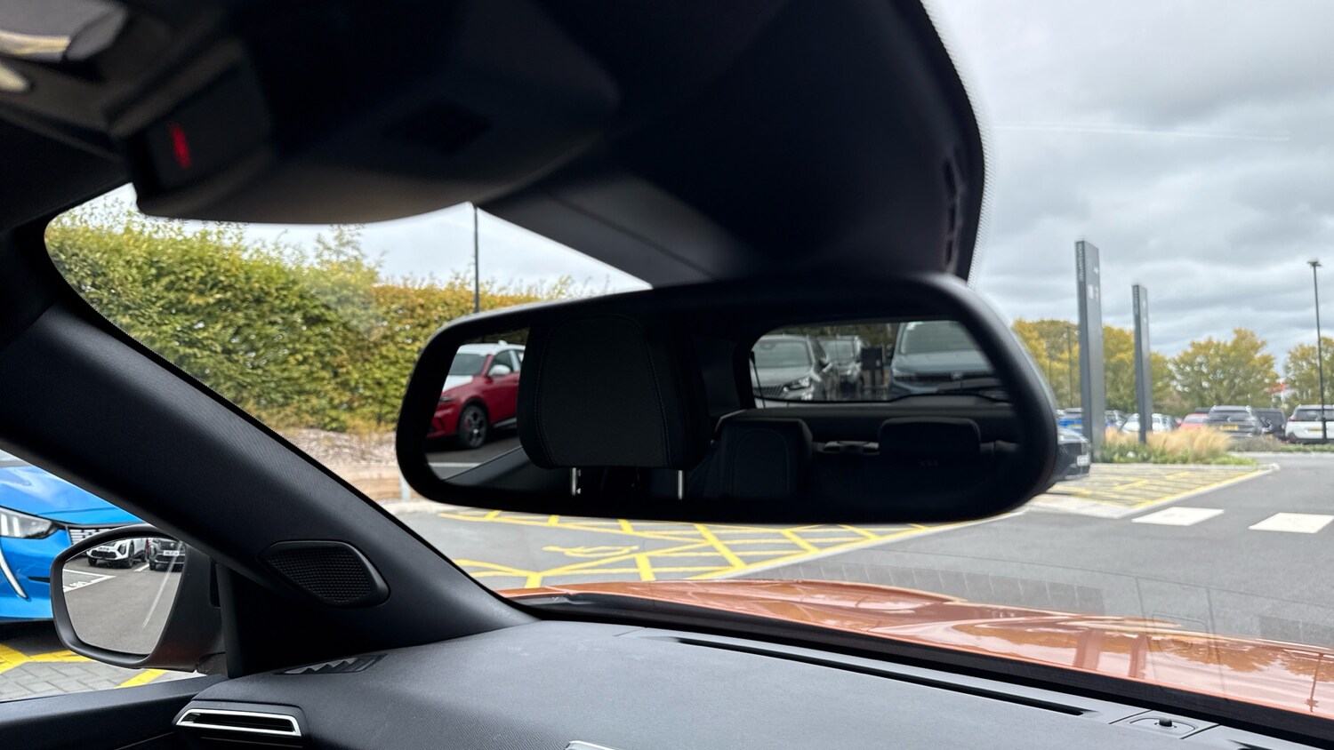 Used Peugeot 2008 2023 for sale - 76190361: Photo 37