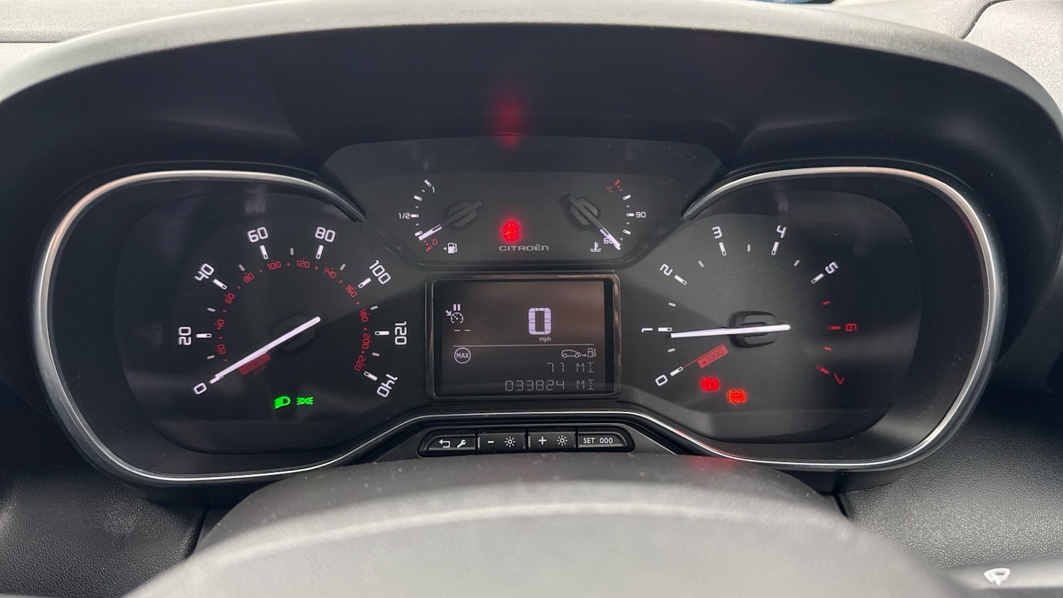 Used Citroen C3 Aircross 2018 for sale - 76350381: Photo 13