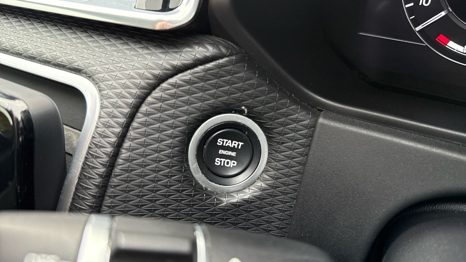 Used Land Rover Range Rover Velar 2020 for sale - 76248394: Photo 40