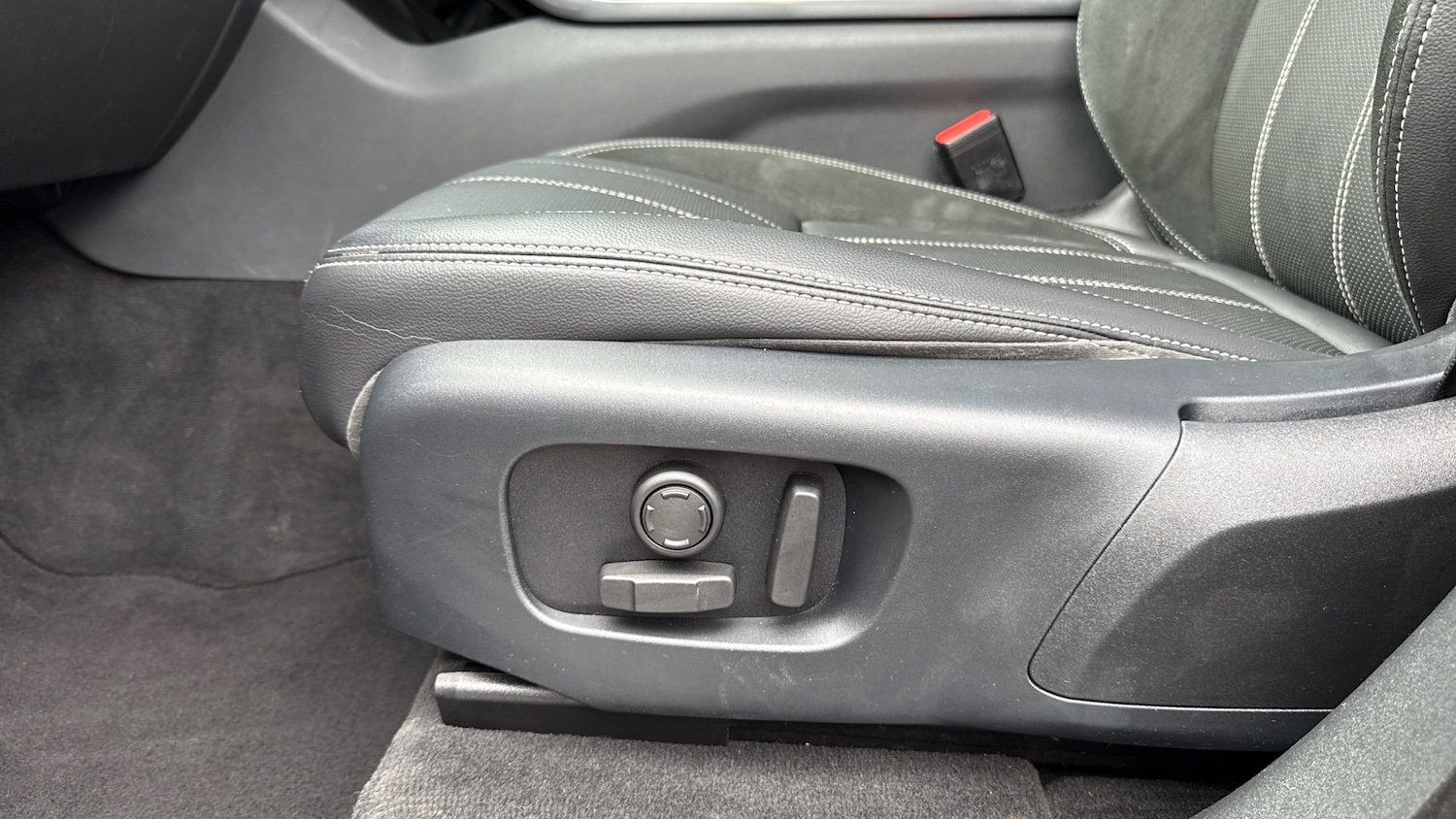 Used Land Rover Range Rover Velar 2020 for sale - 76248394: Photo 52