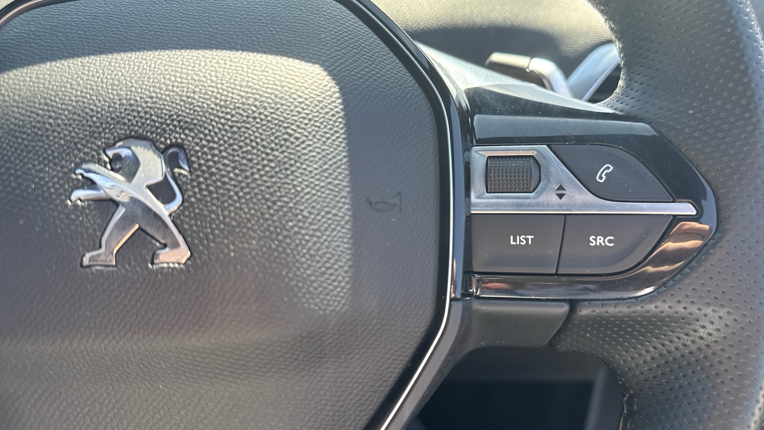 Used Peugeot 3008 2020 for sale - 76574312: Photo 24