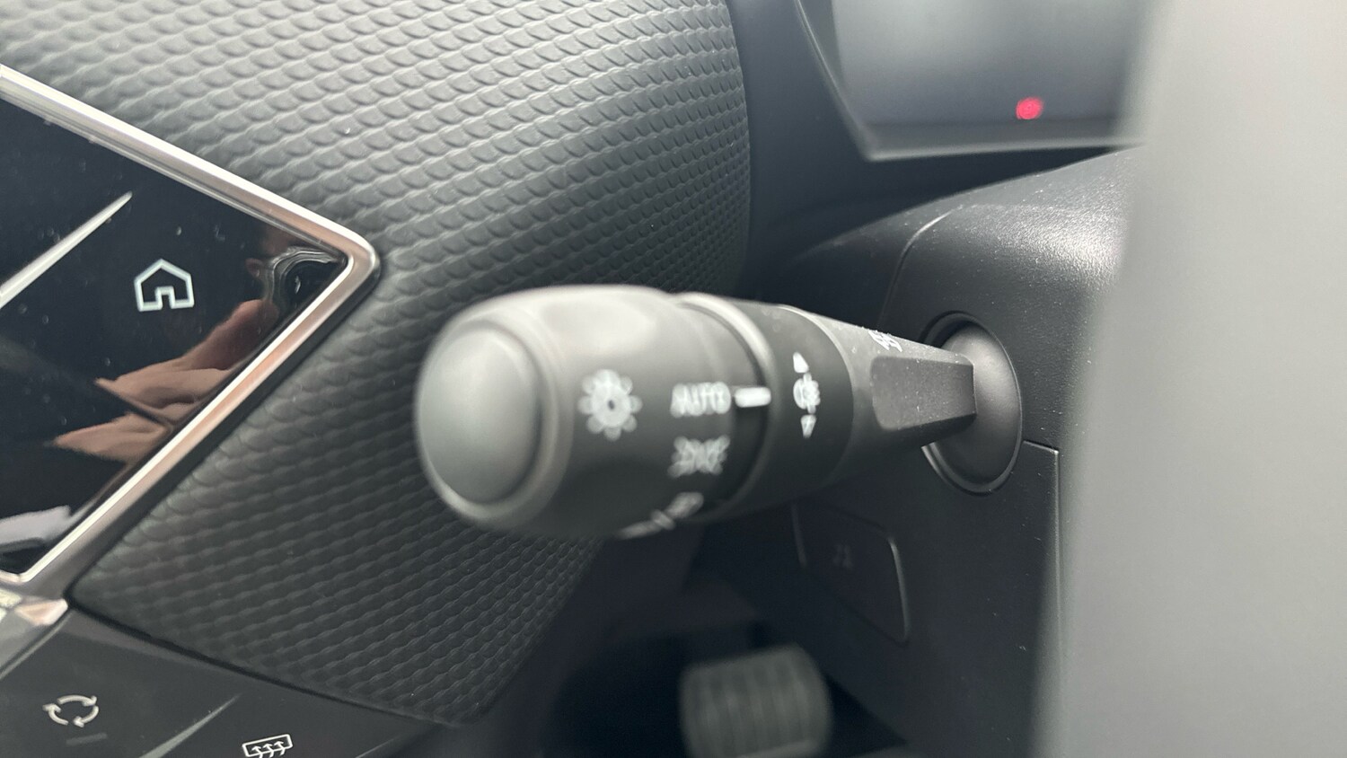 Used DS Automobiles DS 3 2025 for sale - 76228698: Photo 27