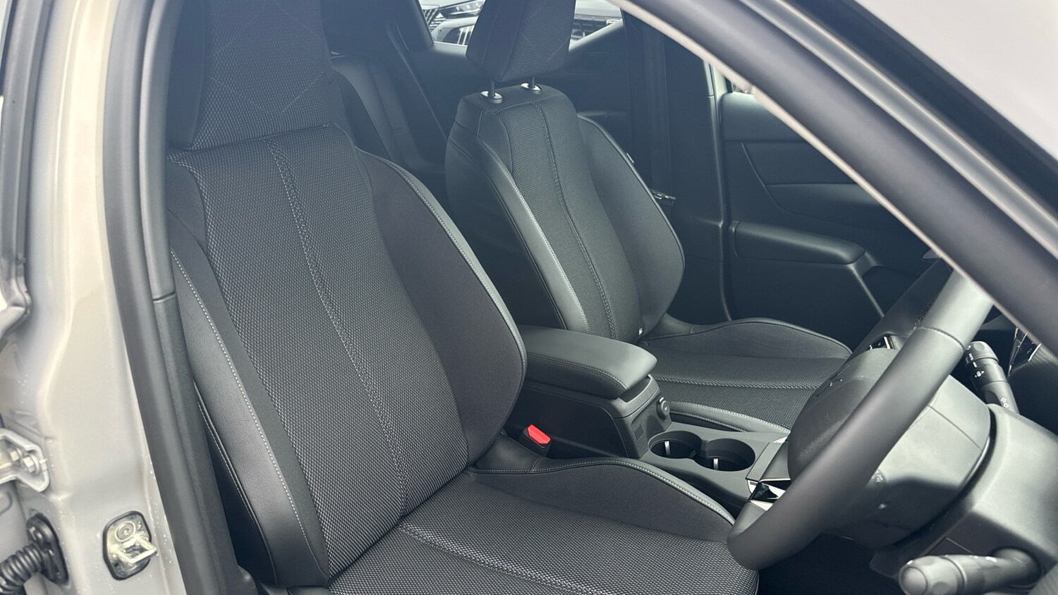 Used DS Automobiles DS 3 2025 for sale - 76228698: Photo 42