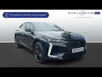 2025 - 1.6 E-TENSE 12.4kWh Performance Line Hatchback 5dr Petrol Plug-in Hybrid EA