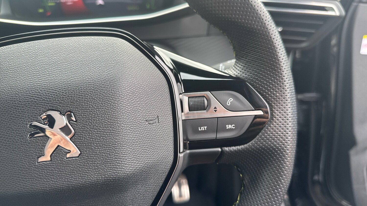 Used Peugeot 2008 2022 for sale - 75966353: Photo 24