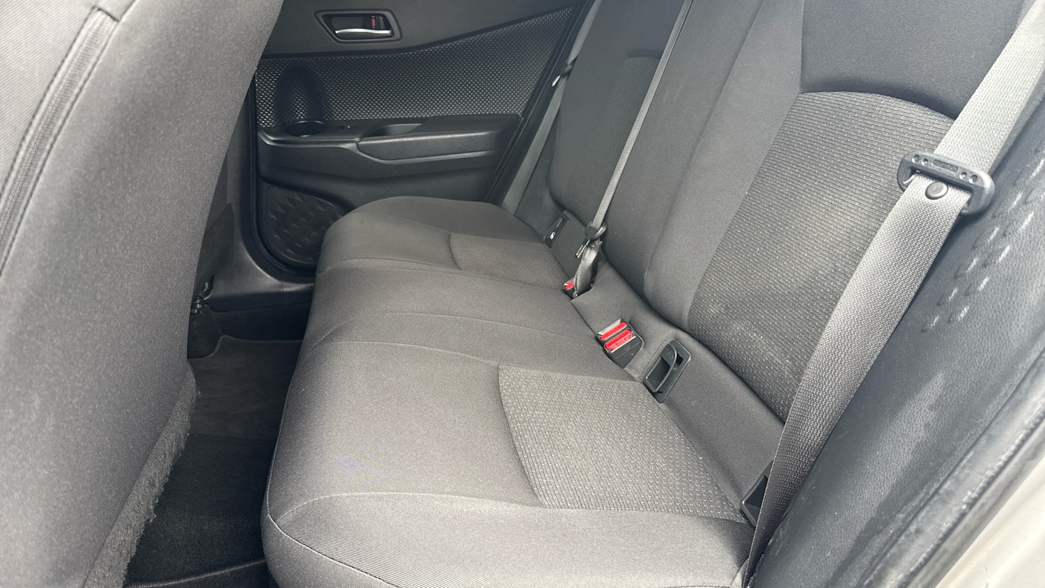 Used Toyota C-HR 2018 for sale - 77176131: Photo 34