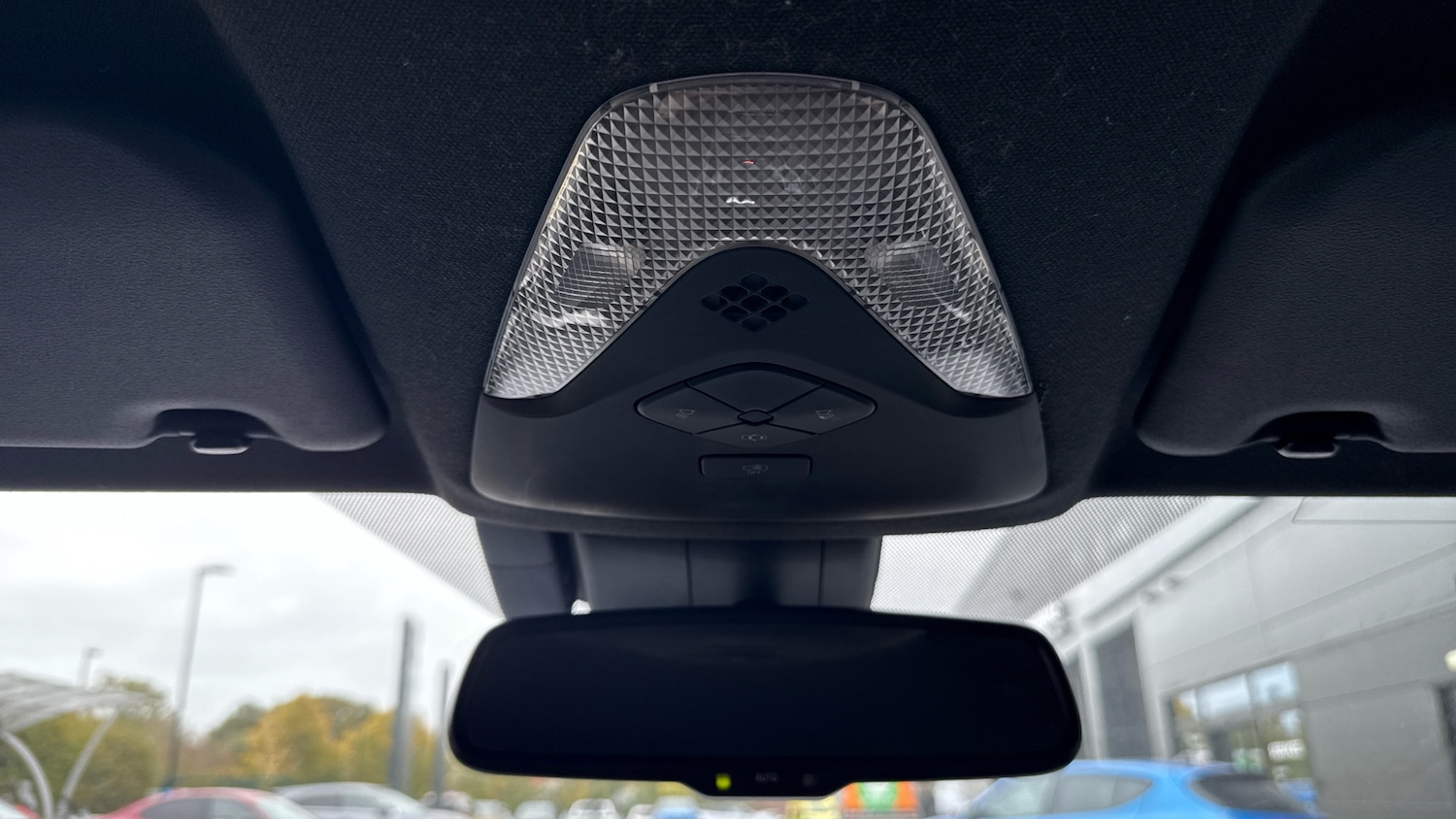 Used Toyota C-HR 2018 for sale - 77176131: Photo 40