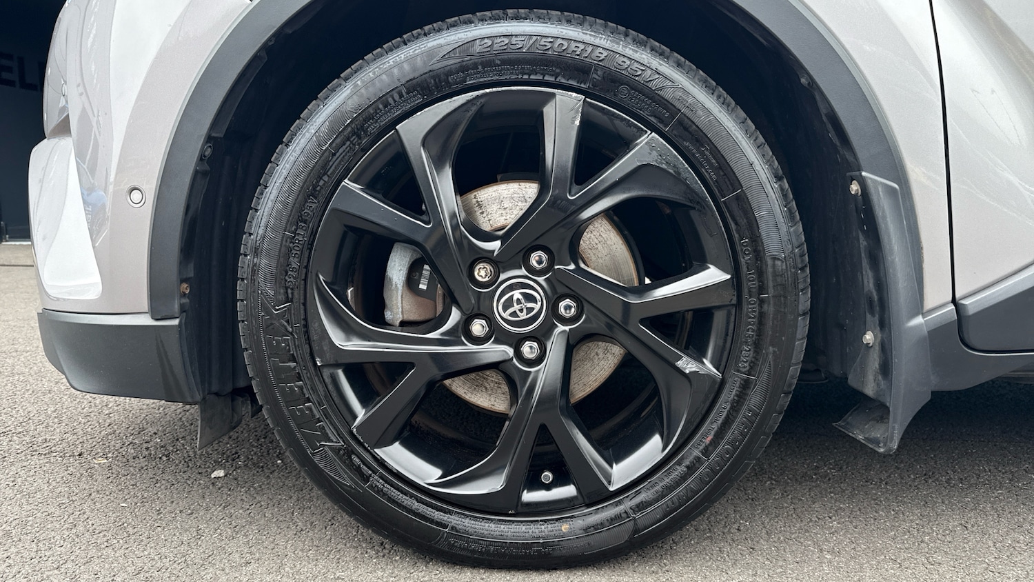 Used Toyota C-HR 2018 for sale - 76123519: Photo 14