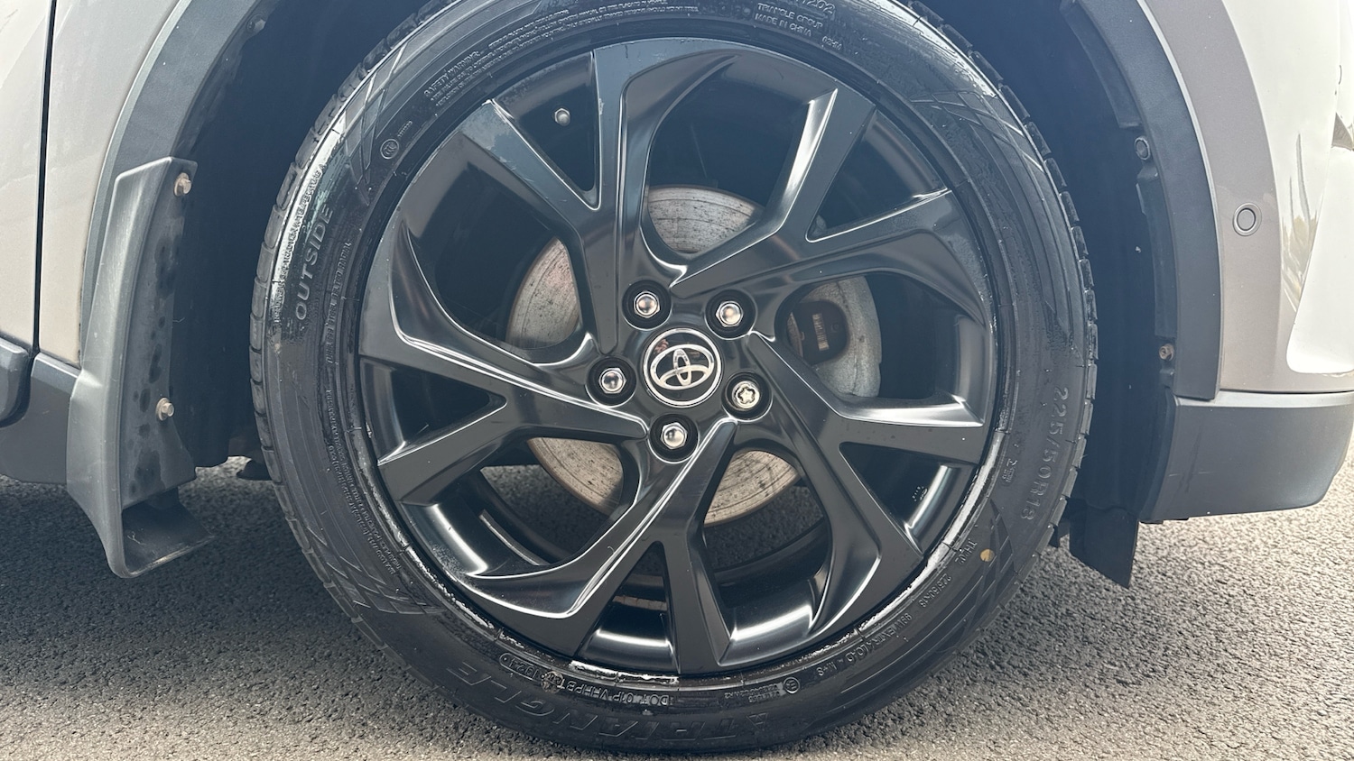 Used Toyota C-HR 2018 for sale - 76123519: Photo 17