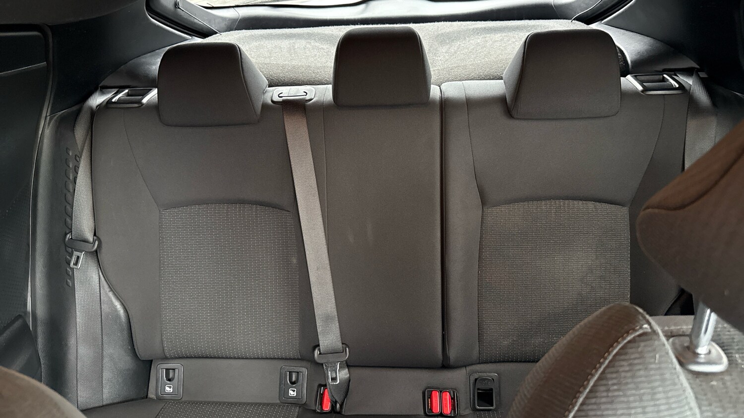 Used Toyota C-HR 2018 for sale - 76123519: Photo 25