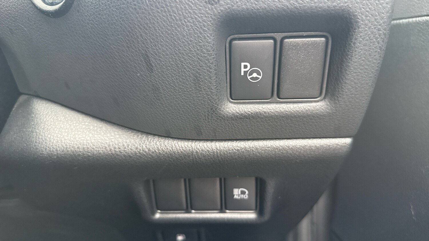 Used Toyota C-HR 2018 for sale - 76123519: Photo 34