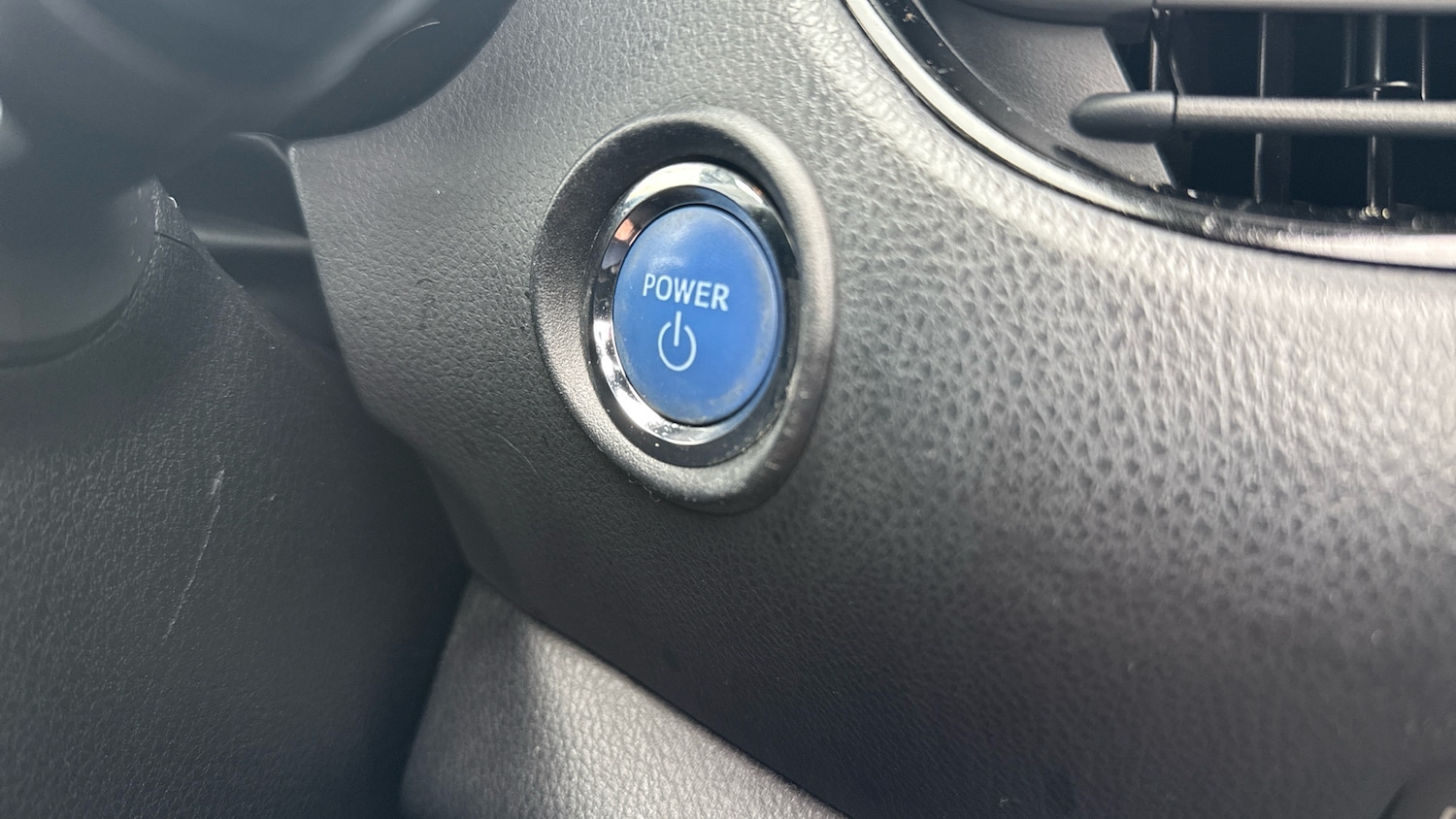 Used Toyota C-HR 2018 for sale - 76123519: Photo 40