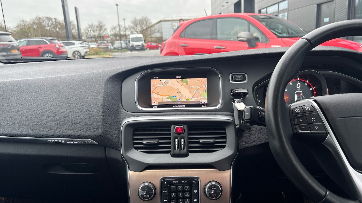 Used Volvo V40 Cross Country 2019 for sale - 77306848: Photo 10