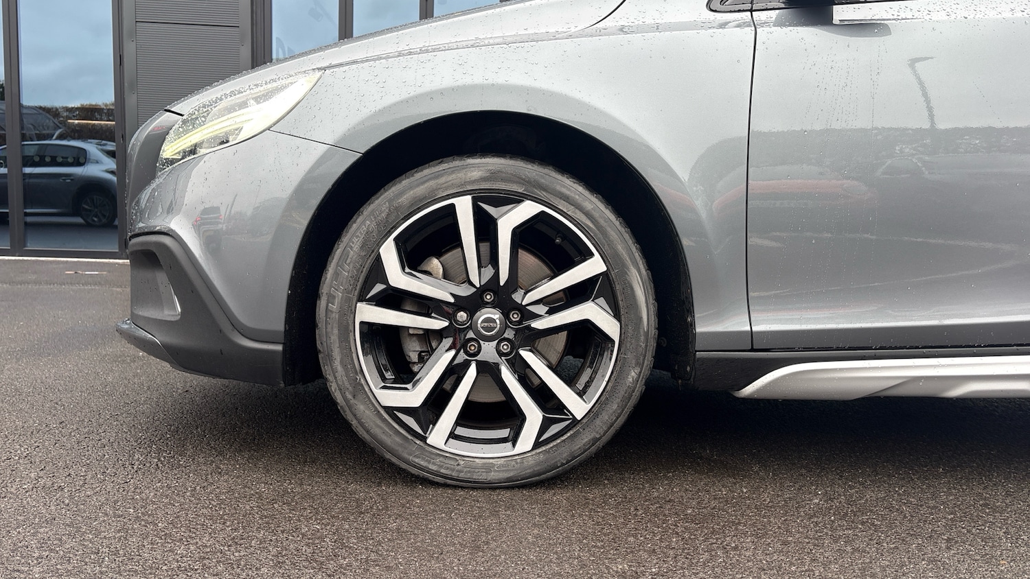 Used Volvo V40 Cross Country 2019 for sale - 77306848: Photo 14