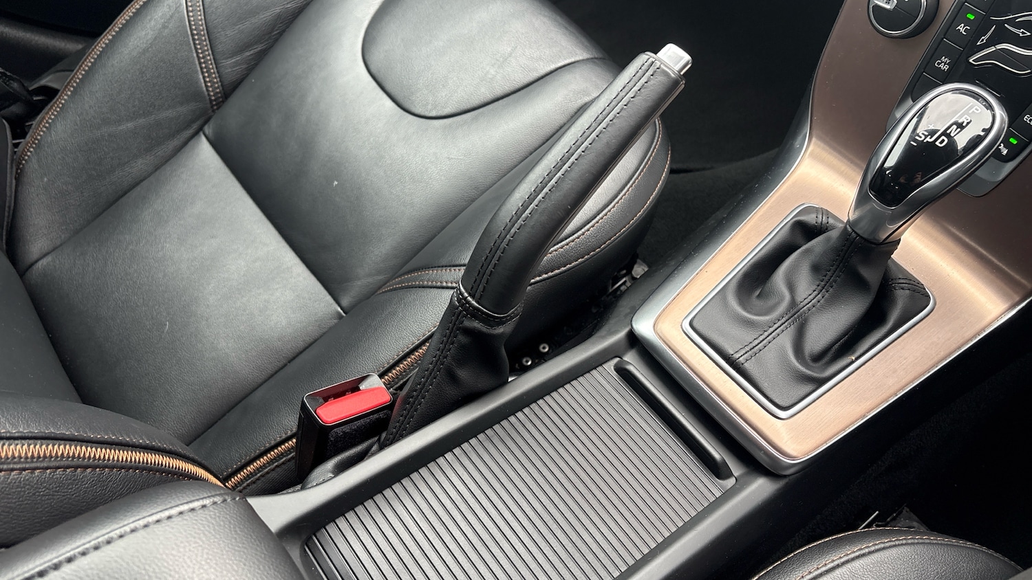 Used Volvo V40 Cross Country 2019 for sale - 77306848: Photo 21