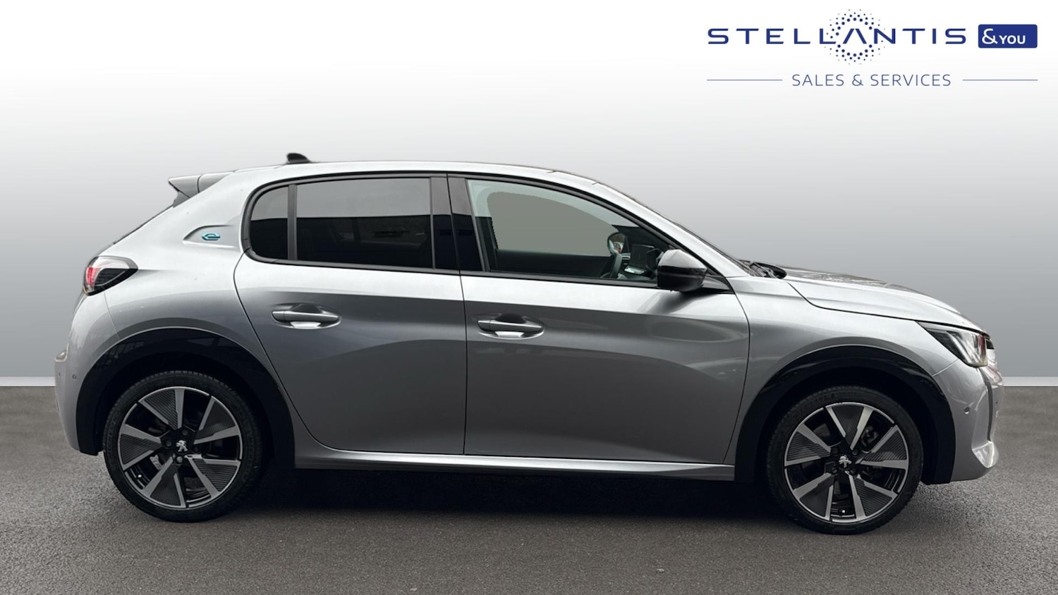 Used Peugeot 208 2022 for sale - 77412817: Photo 2