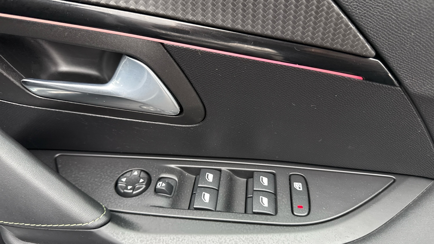 Used Peugeot 208 2022 for sale - 77412817: Photo 22