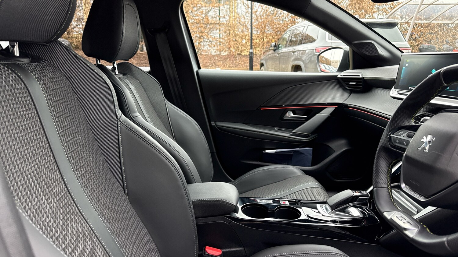 Used Peugeot 208 2022 for sale - 77412817: Photo 42