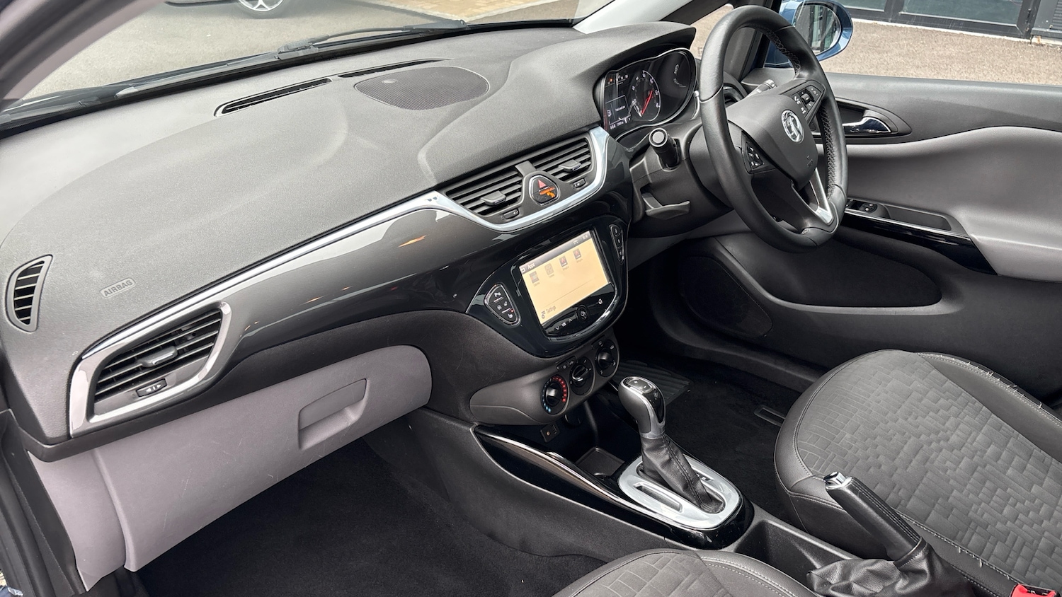 Used Vauxhall Corsa 2015 for sale - 76153983: Photo 12