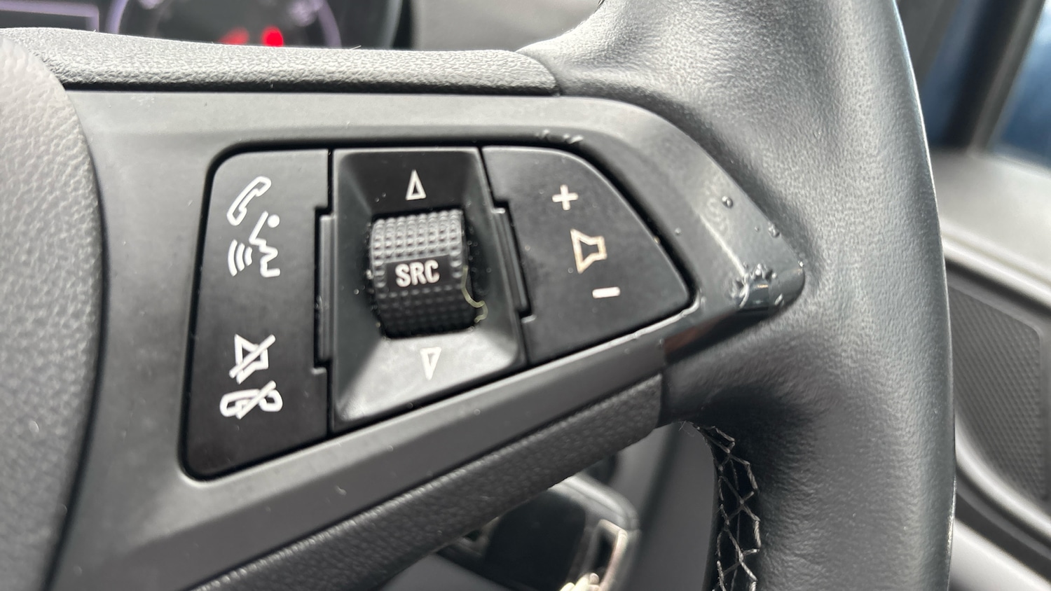 Used Vauxhall Corsa 2015 for sale - 76153983: Photo 24