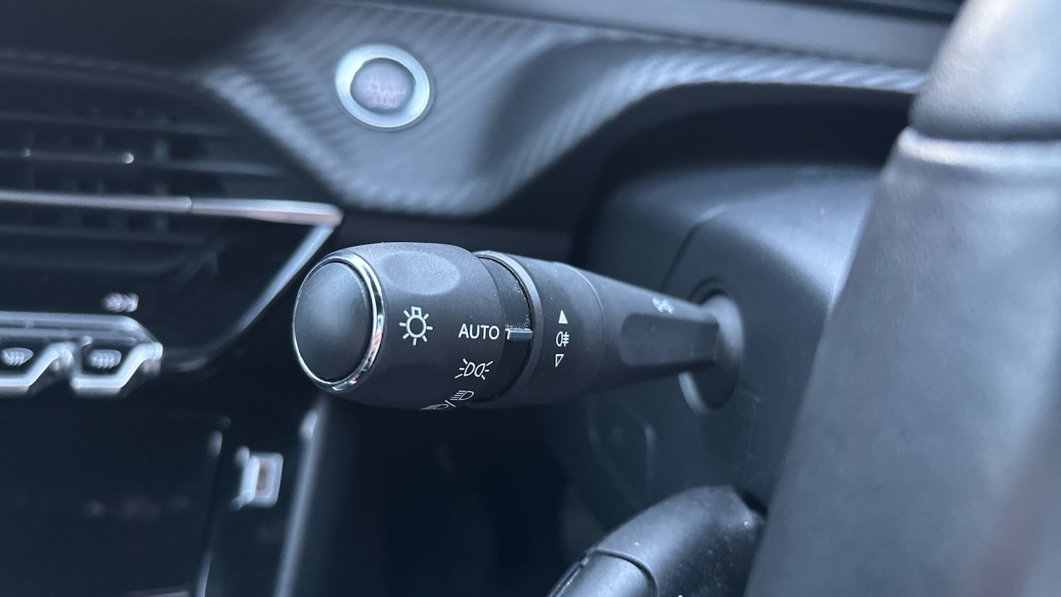 Used Peugeot 2008 2023 for sale - 76433794: Photo 27