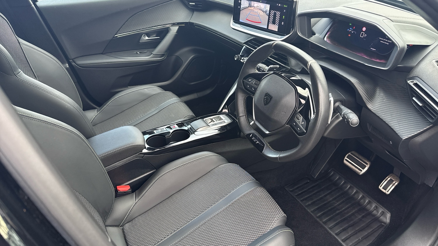 Used Peugeot 2008 2024 for sale - 77560432: Photo 11