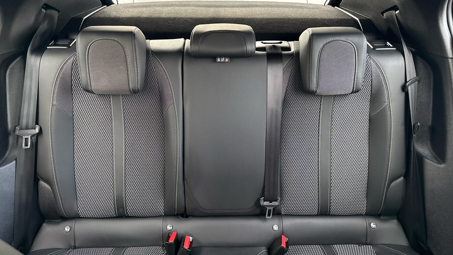 Used Peugeot 2008 2024 for sale - 77560432: Photo 25