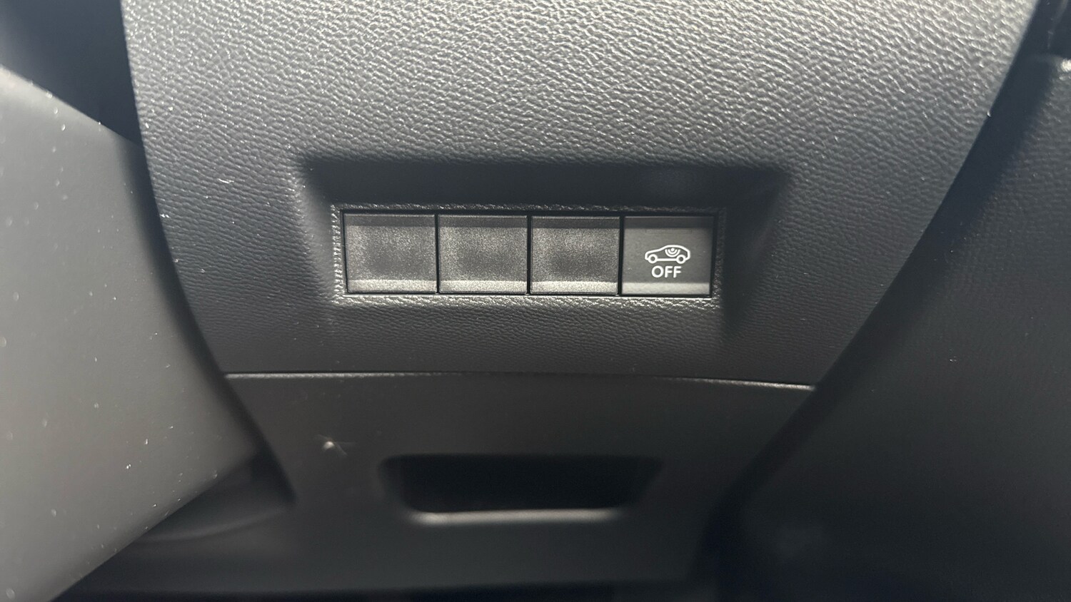 Used Peugeot 2008 2024 for sale - 77560432: Photo 34