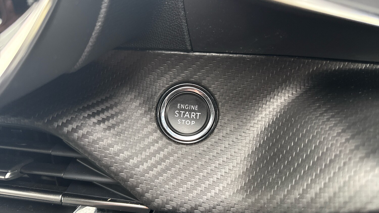 Used Peugeot 2008 2024 for sale - 77560432: Photo 40