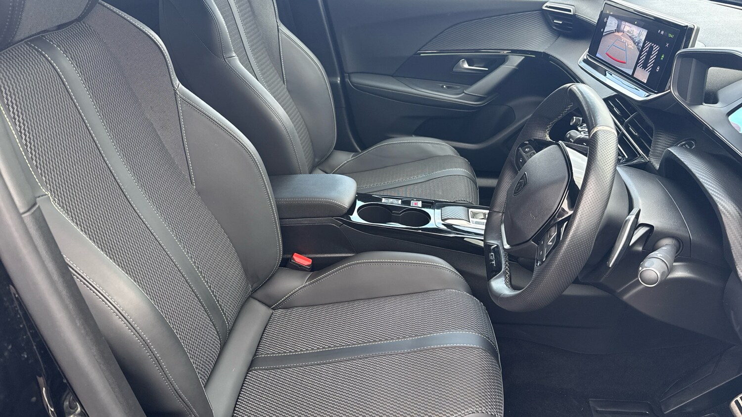 Used Peugeot 2008 2024 for sale - 77560432: Photo 42