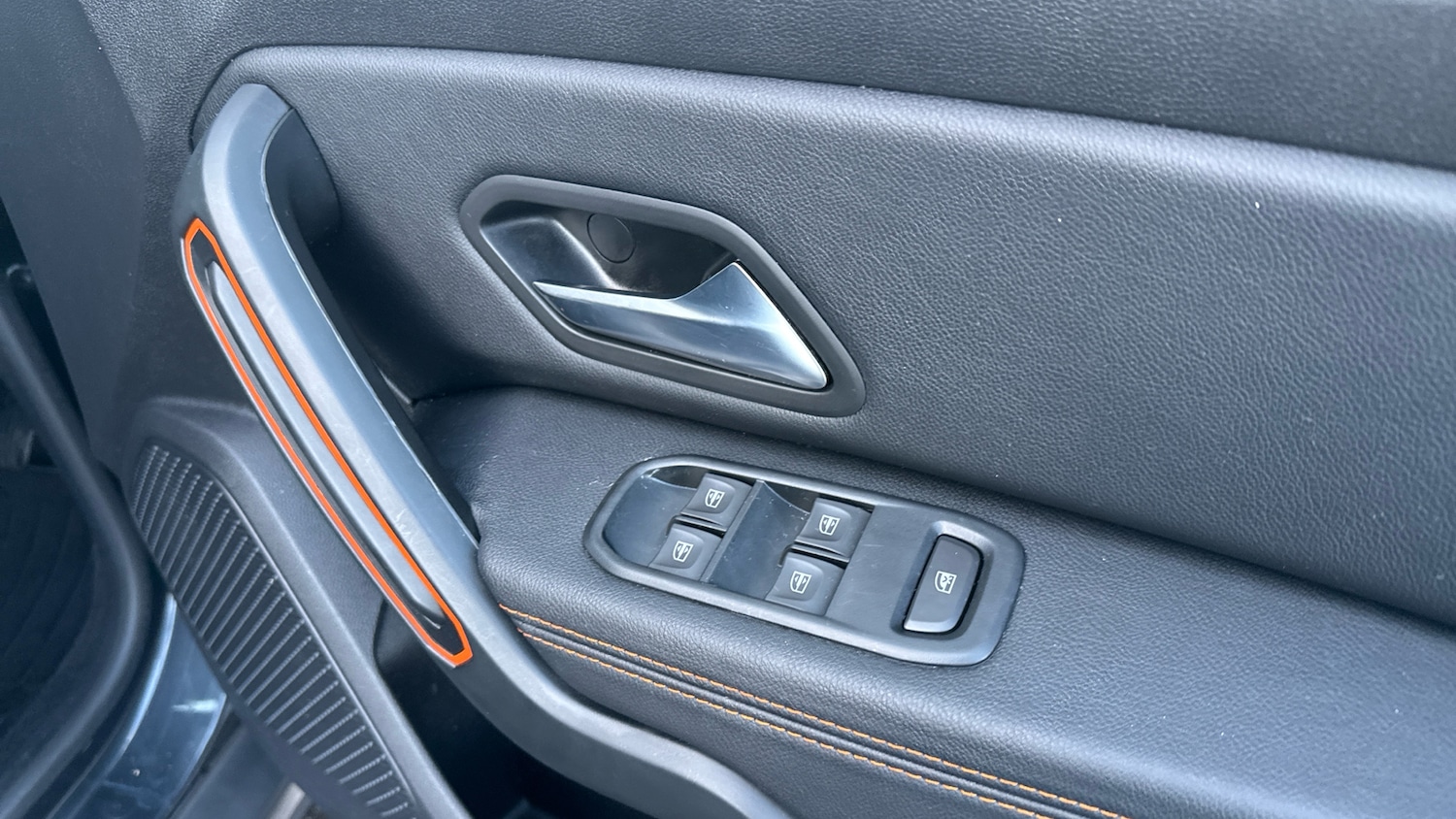 Used Dacia Duster 2022 for sale - 76887895: Photo 23