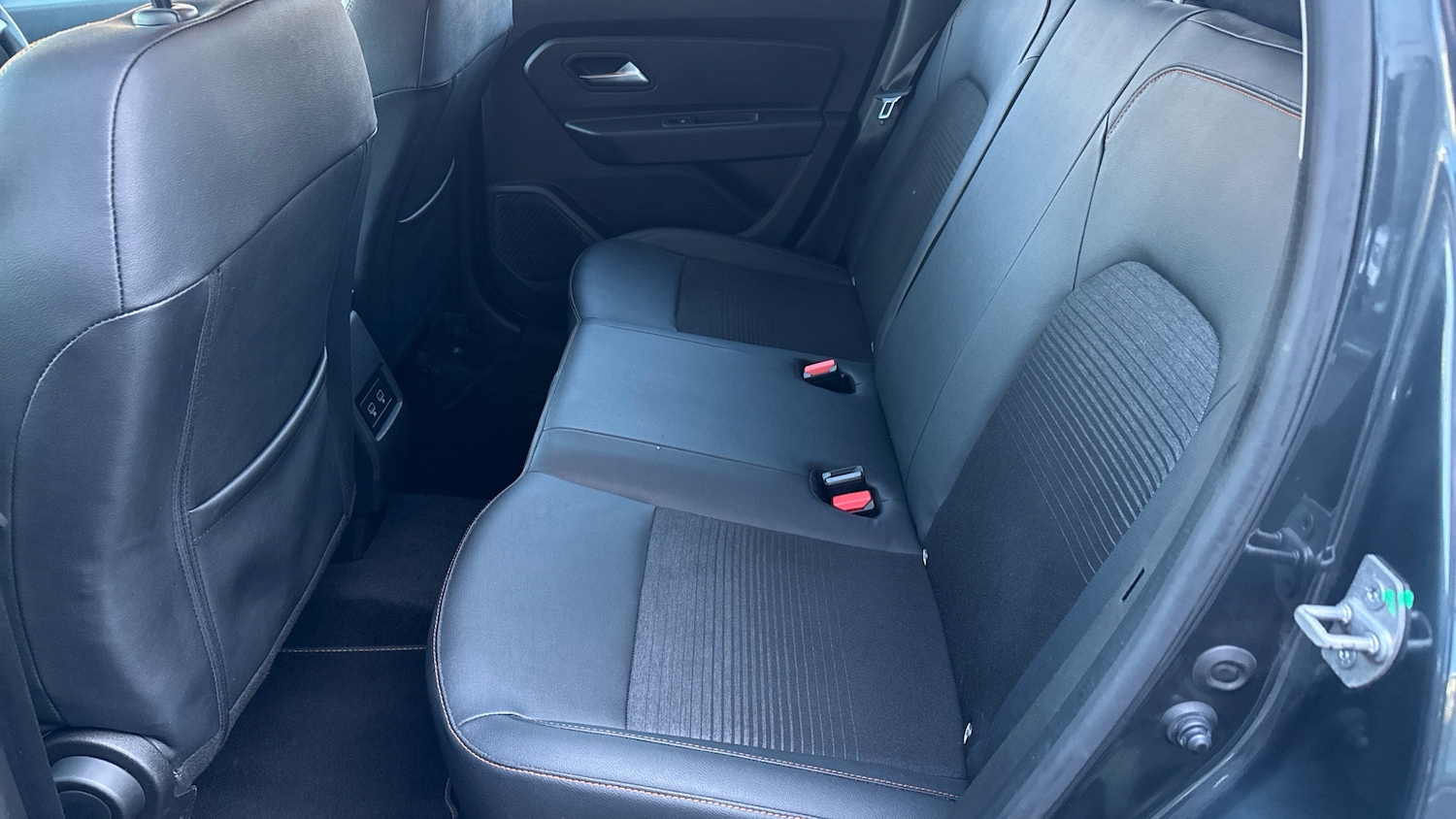 Used Dacia Duster 2022 for sale - 76887895: Photo 30