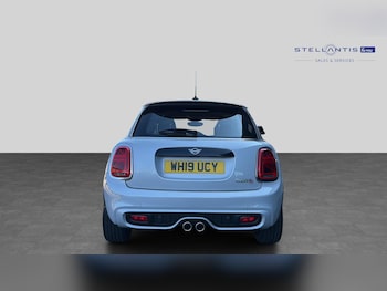 Used MINI Hatch 2019 for sale - 77959128: Photo