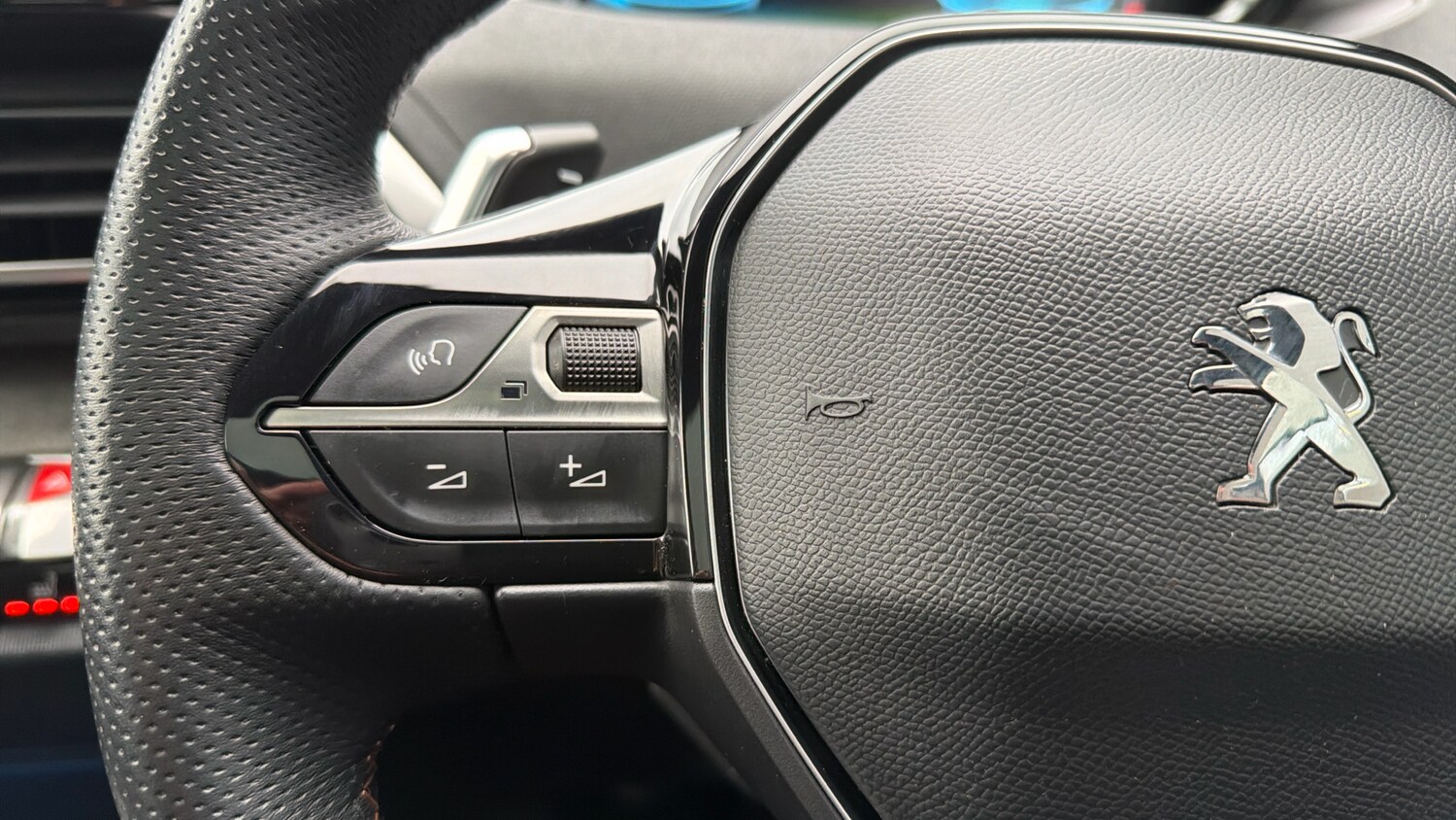 Used Peugeot 3008 2021 for sale - 77412777: Photo 23