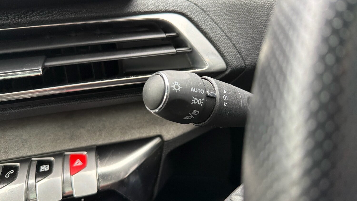 Used Peugeot 3008 2021 for sale - 77412777: Photo 27