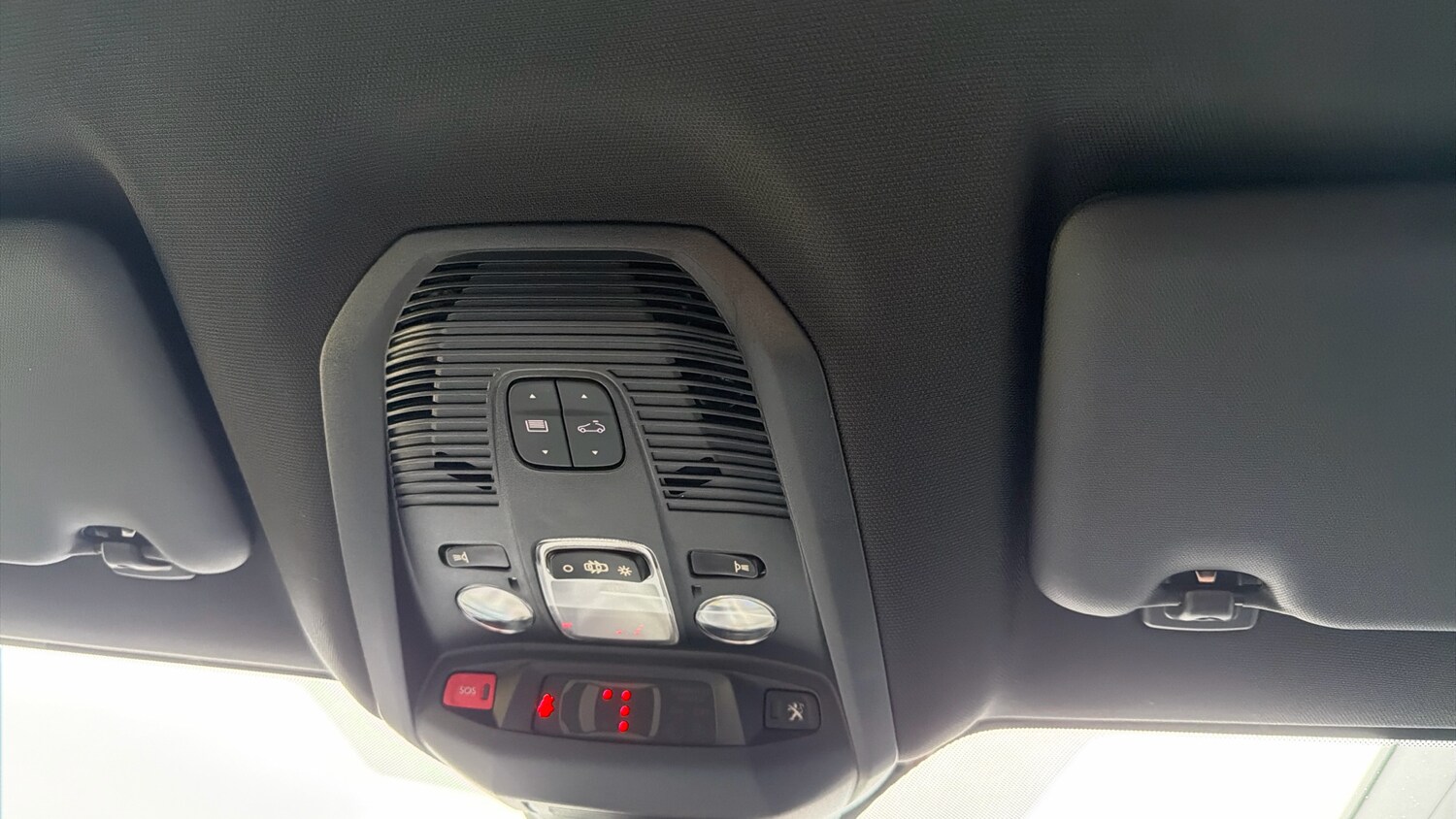 Used Peugeot 3008 2021 for sale - 77412777: Photo 39