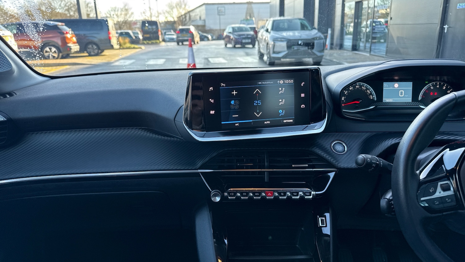 Used Peugeot 208 2023 for sale - 77397048: Photo 10