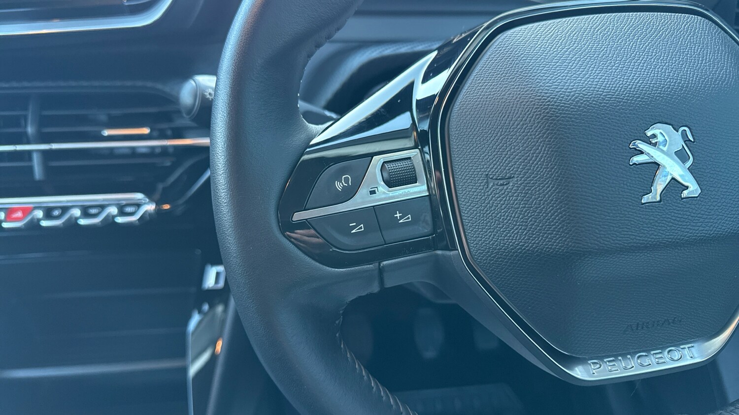 Used Peugeot 208 2023 for sale - 77397048: Photo 23